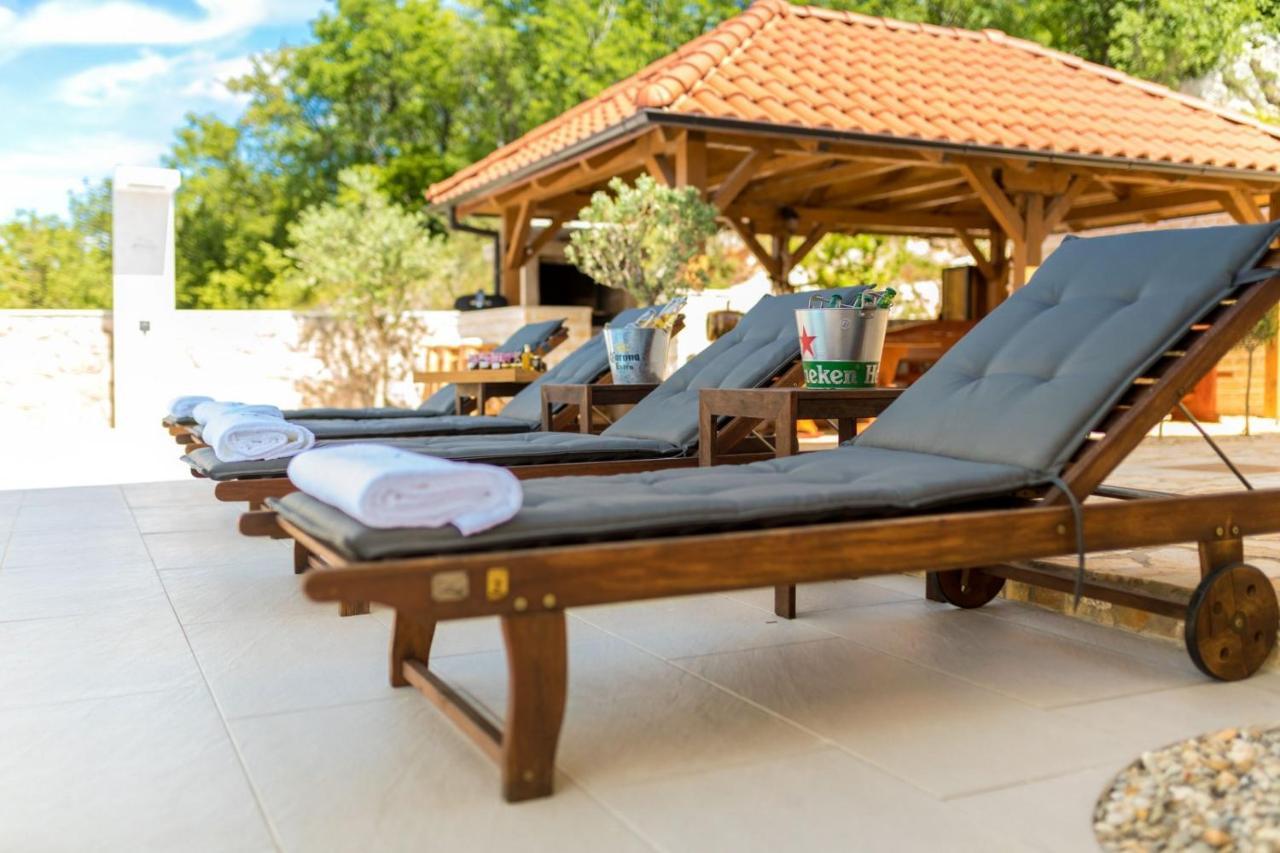 Luxury Villa Allen With Pool Klimno Dış mekan fotoğraf