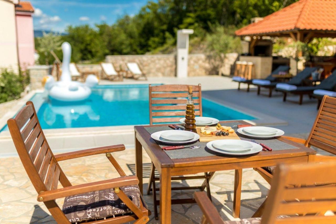 Luxury Villa Allen With Pool Klimno Oda fotoğraf