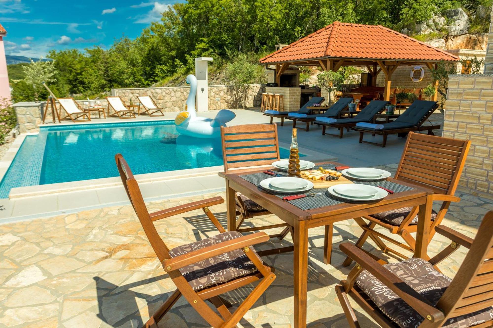 Luxury Villa Allen With Pool Klimno Oda fotoğraf