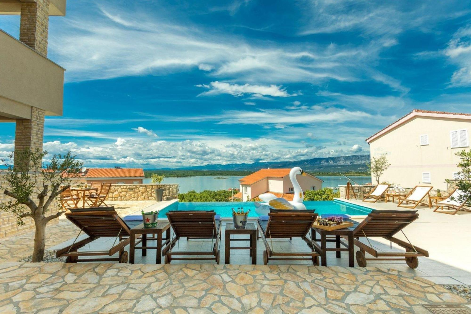 Luxury Villa Allen With Pool Klimno Oda fotoğraf