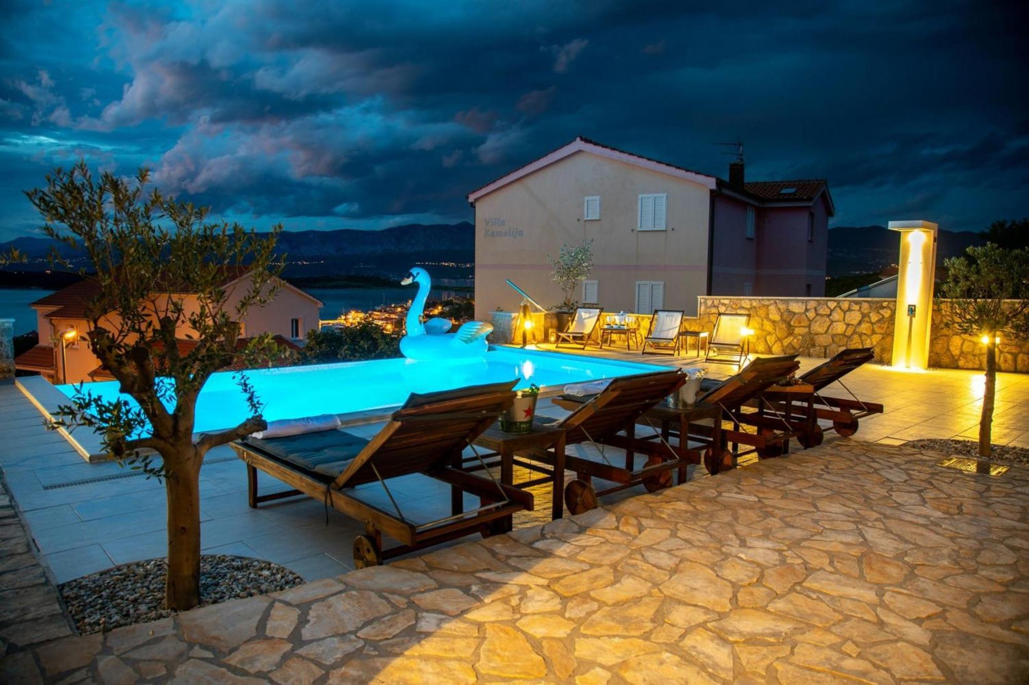 Luxury Villa Allen With Pool Klimno Oda fotoğraf